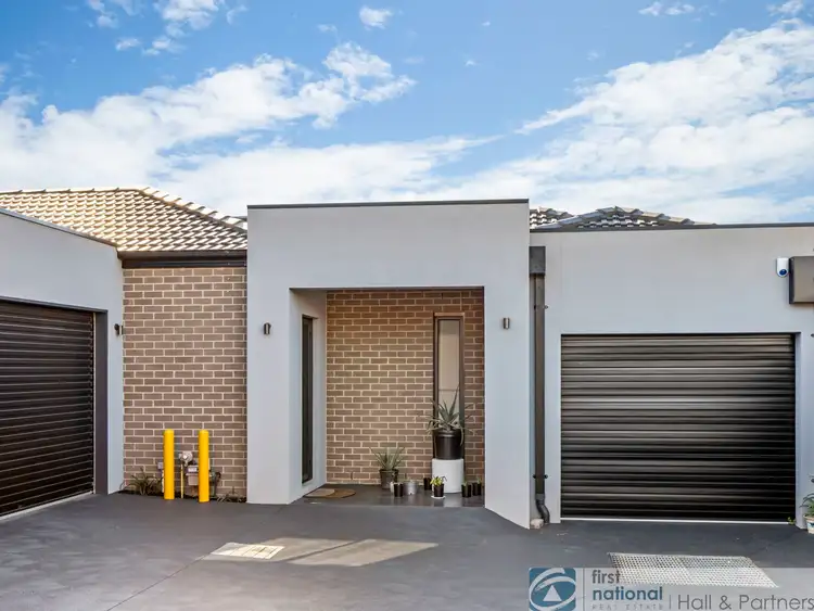 2/19 Kylie Court, Hampton Park VIC 3976
