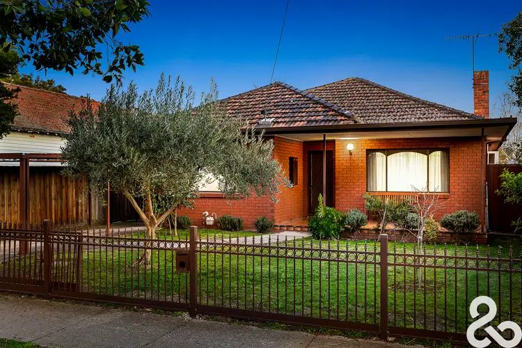 Main view of Homely house listing, 2 Monamore Street, Fairfield VIC 3078
