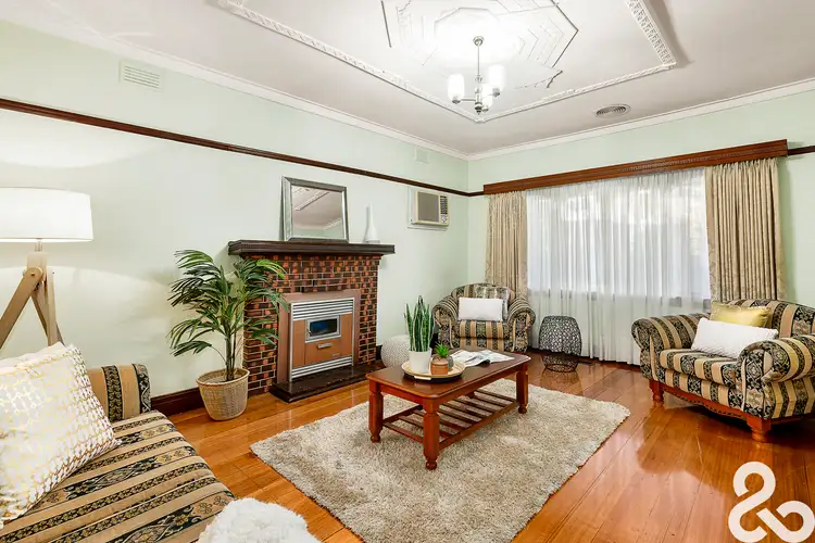 Third view of Homely house listing, 2 Monamore Street, Fairfield VIC 3078
