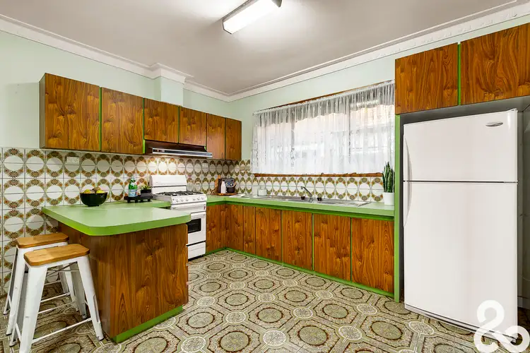 Fifth view of Homely house listing, 2 Monamore Street, Fairfield VIC 3078