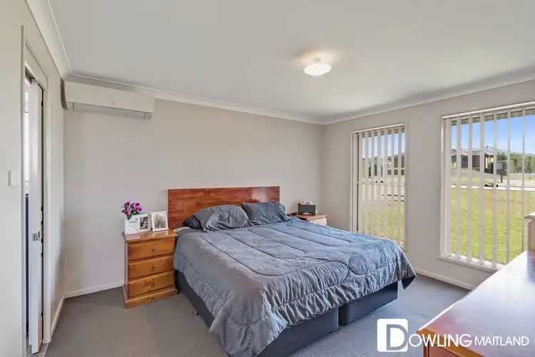 Seventh view of Homely house listing, 35 Kelly Circle, Rutherford NSW 2320