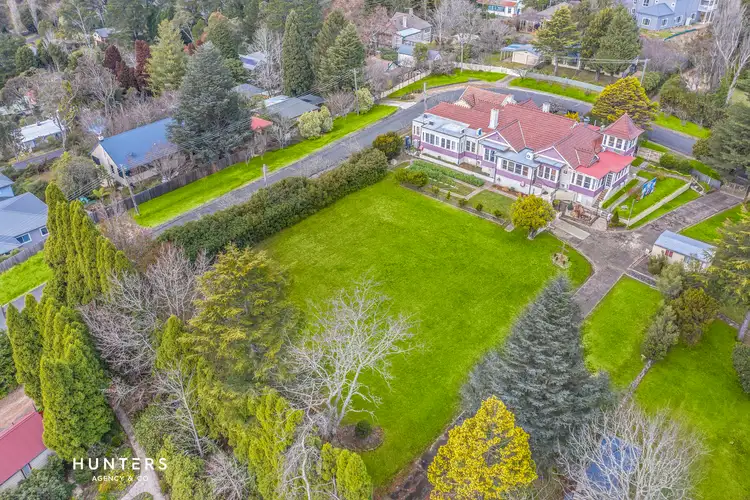 6 Eastview Avenue, Leura NSW 2780