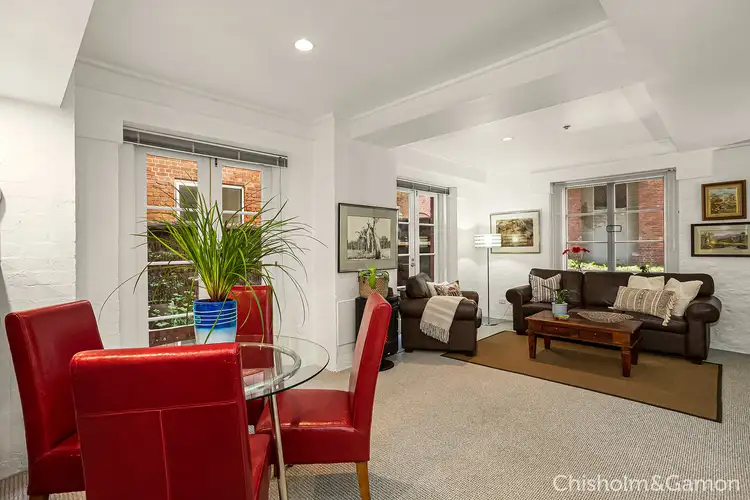 Fifth view of Homely apartment listing, 2/9 Beach Street, Port Melbourne VIC 3207