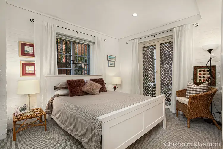 Sixth view of Homely apartment listing, 2/9 Beach Street, Port Melbourne VIC 3207