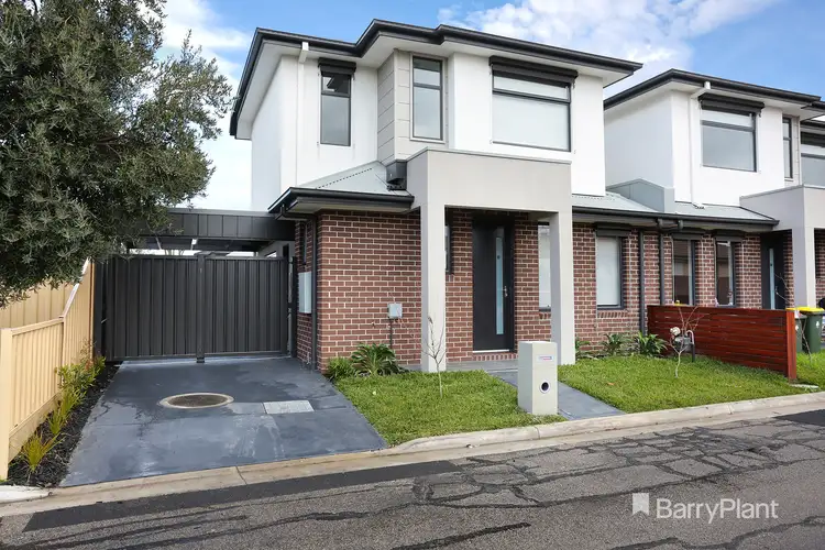 11 Jessie Hunter Street, Hadfield VIC 3046