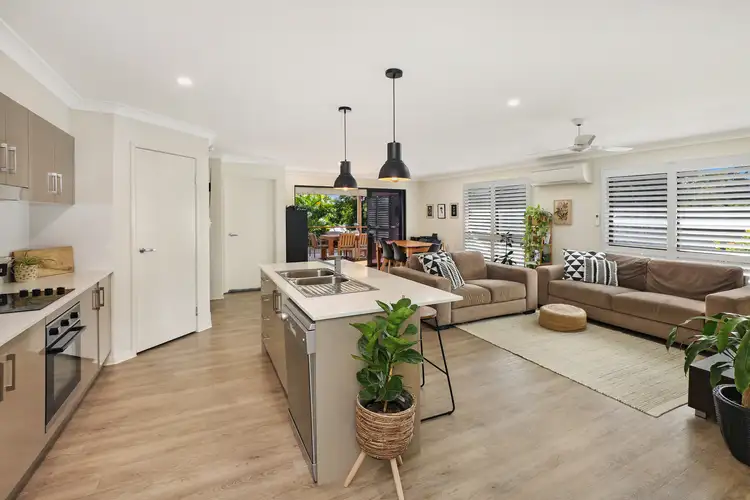 2/8 Wells Street, Palmwoods QLD 4555