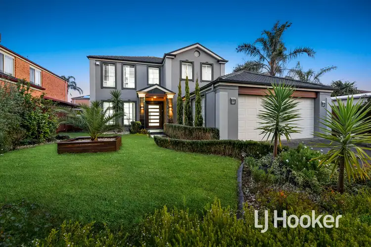20 Delhuntly Rise, Narre Warren South VIC 3805