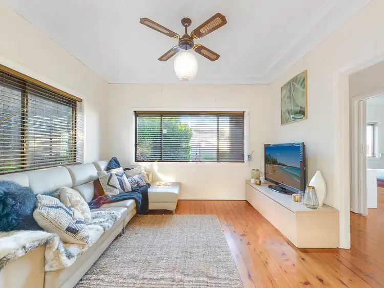 Third view of Homely house listing, 8 Lake Heights Road, Lake Heights NSW 2502