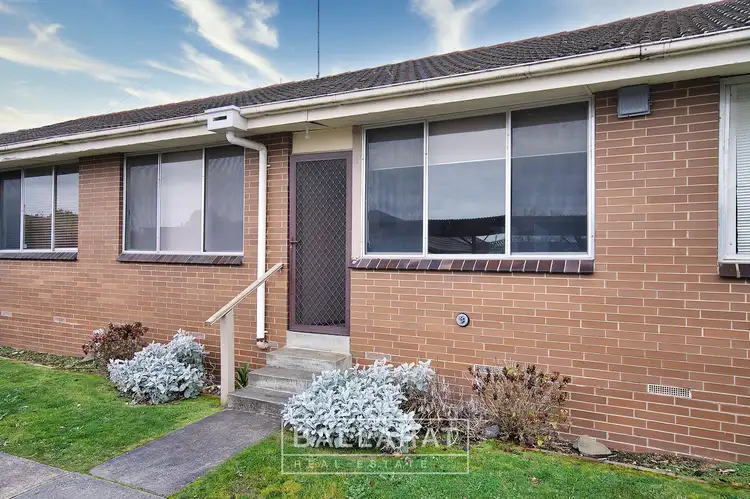 Main view of Homely unit listing, 3/304 Albert Street, Sebastopol VIC 3356