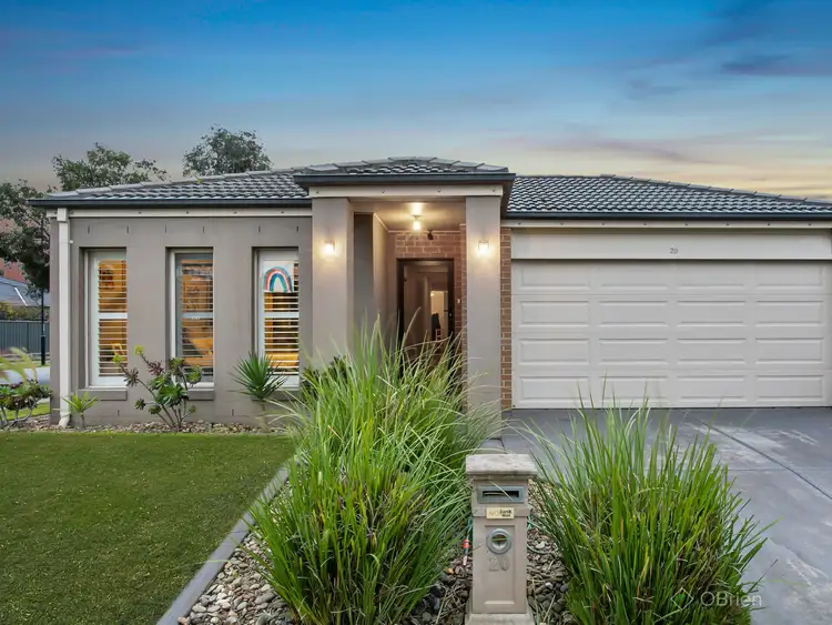 20 Sabel Drive, Cranbourne North VIC 3977