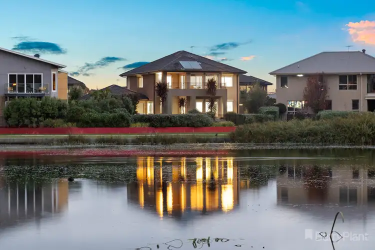 4 Cormorant Parade, Pakenham VIC 3810