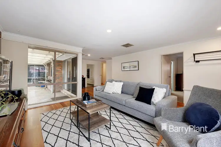 Fifth view of Homely house listing, 6 Lavington Court, Craigieburn VIC 3064