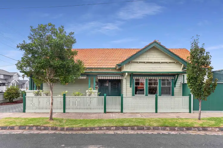 25 Gellibrand Street