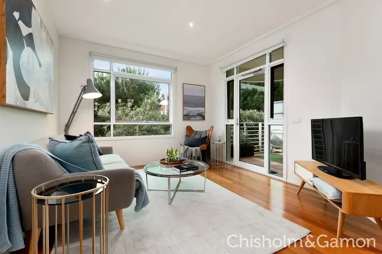 71/1 Graham Street