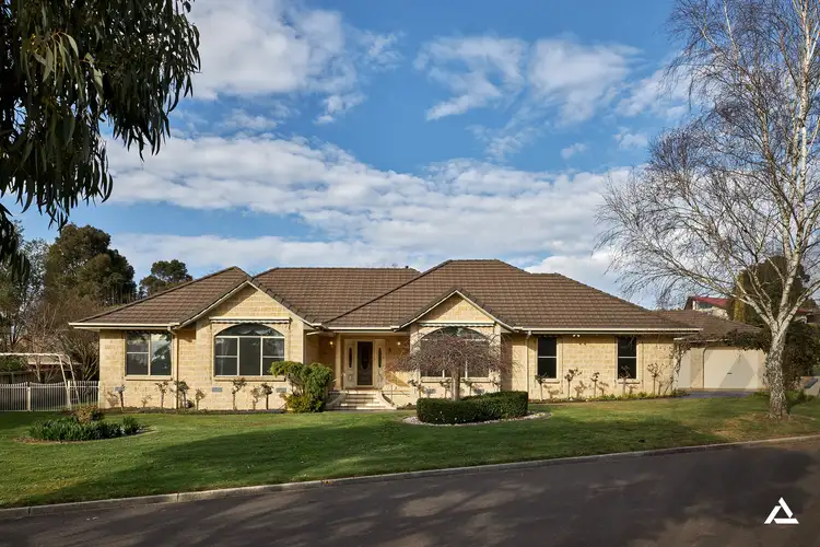19 Mahogany Court, Drouin VIC 3818