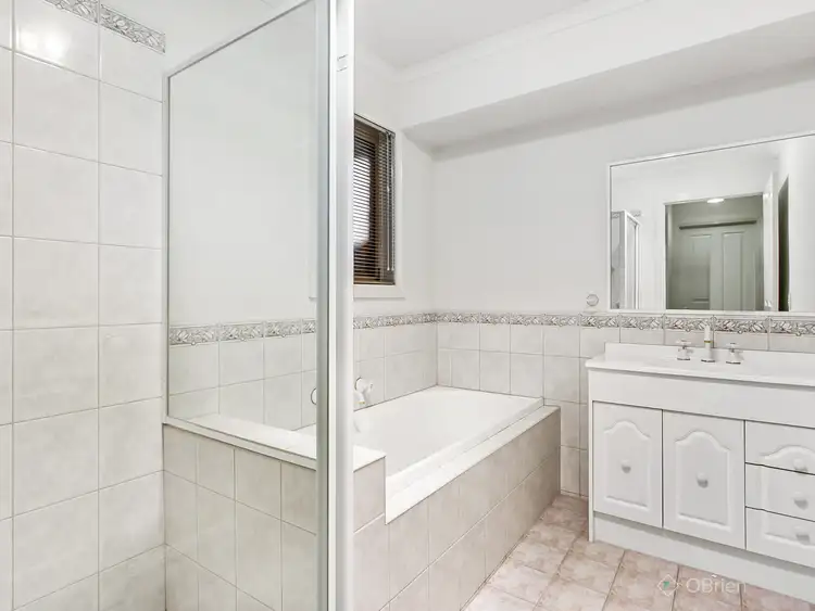 Sixth view of Homely unit listing, 1/12-14 Fieldhouse Lane, Berwick VIC 3806