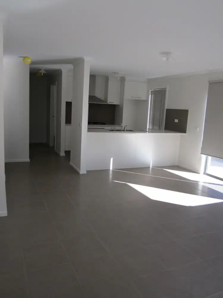 Fourth view of Homely townhouse listing, 2/23-25 Wood Street, Long Gully VIC 3550