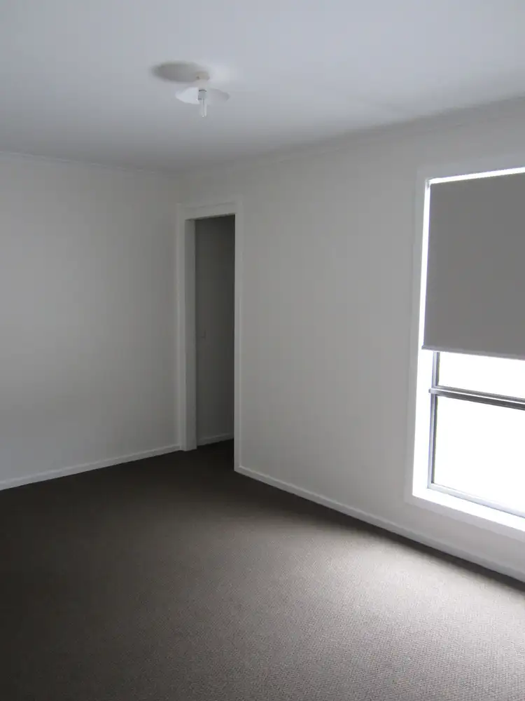 Seventh view of Homely townhouse listing, 2/23-25 Wood Street, Long Gully VIC 3550