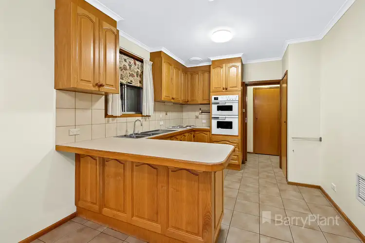 Third view of Homely house listing, 5 Lyndford Court, St Albans VIC 3021