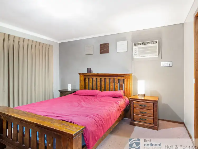Sixth view of Homely house listing, 16 Armiston Court, Endeavour Hills VIC 3802