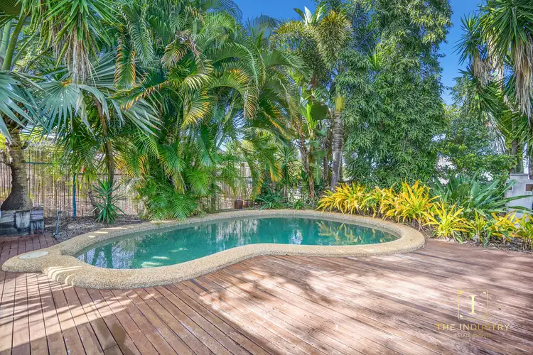 10 Lookout Terrace, Trinity Beach QLD 4879