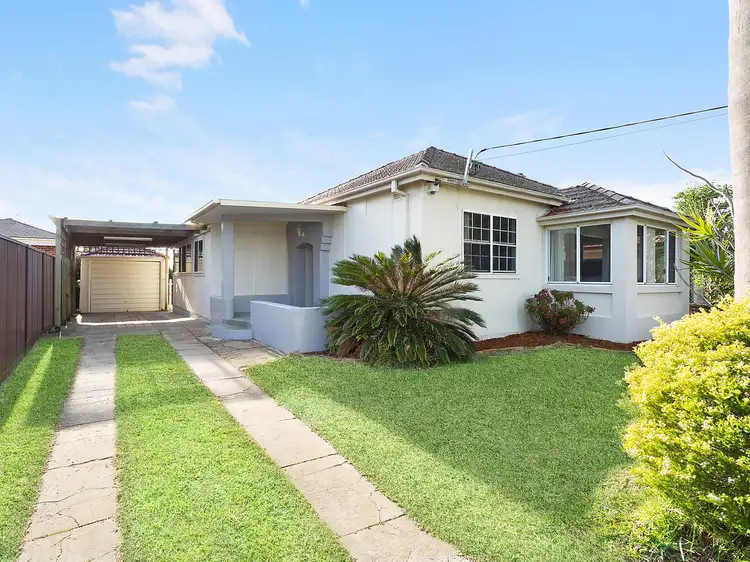 16 Leslie Road, Bexley NSW 2207