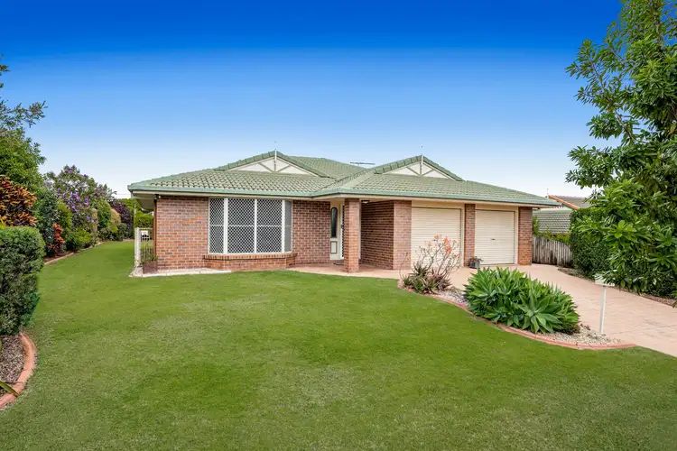 17 Wallace Street, Wellington Point QLD 4160