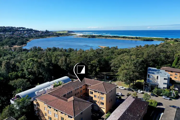 Third view of Homely apartment listing, 13/32 Clarence Avenue, Dee Why NSW 2099