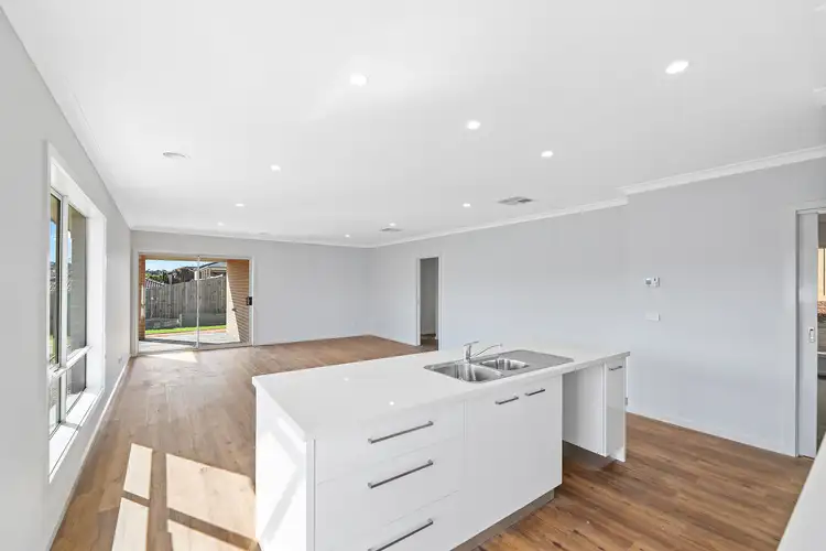 Fifth view of Homely house listing, 3 Wakeful Crescent, Drouin VIC 3818