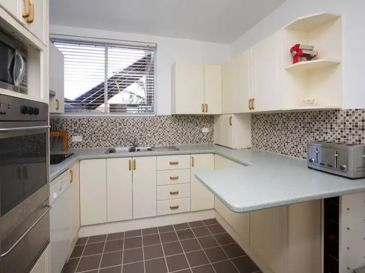 Fifth view of Homely apartment listing, 10/2 Oceanview Avenue, Vaucluse NSW 2030