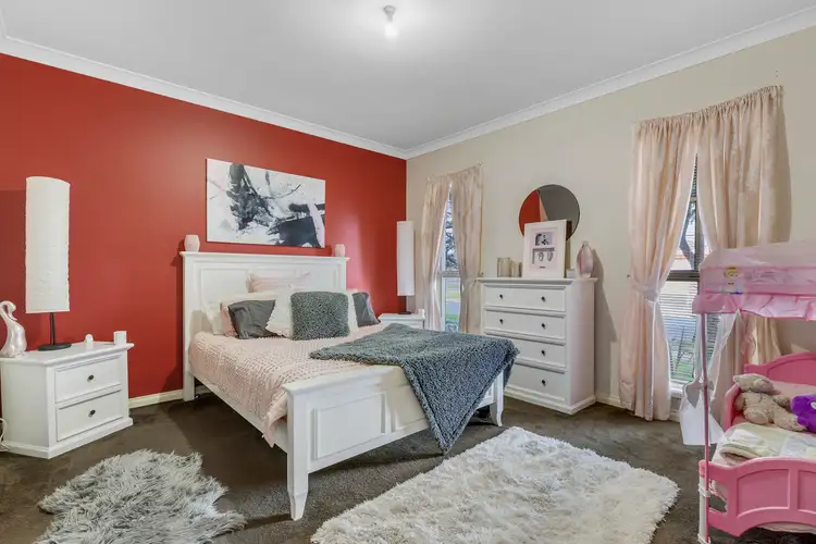 Fifth view of Homely house listing, 11 Renae Way, Sydenham VIC 3037