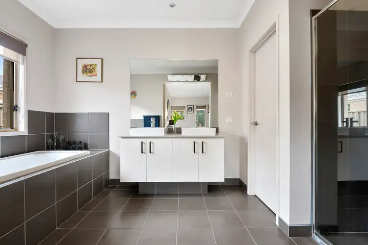 Fifth view of Homely house listing, 10 Blake Court, Ballan VIC 3342