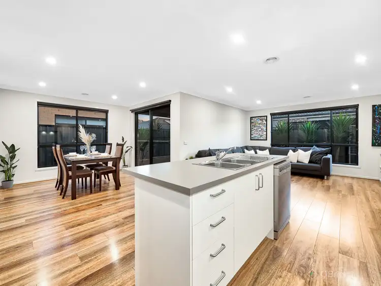 Fifth view of Homely house listing, 7 Timble Way, Clyde North VIC 3978