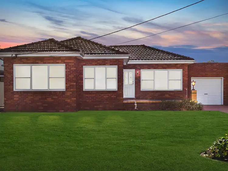 212 Bransgrove Road, Panania NSW 2213