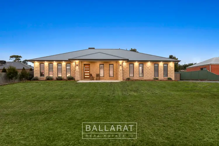31 Madden Road, Cardigan Village VIC 3352