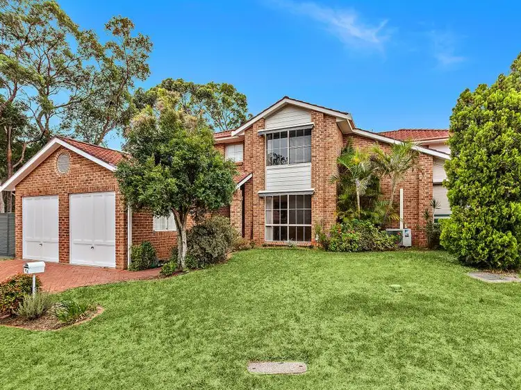 6A Saunders Place, Menai NSW 2234