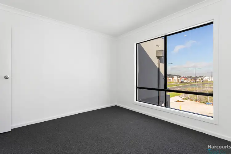 Fifth view of Homely townhouse listing, 27 Daydream Place, Wollert VIC 3750