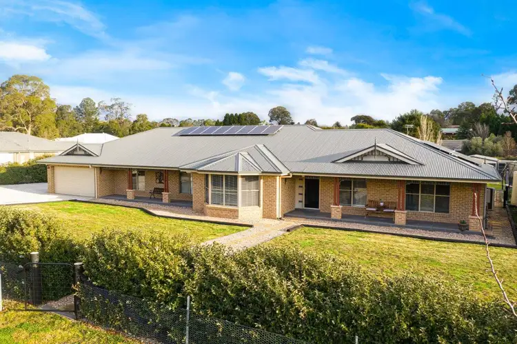 Second view of Homely house listing, 27 Windsor Crescent, Moss Vale NSW 2577