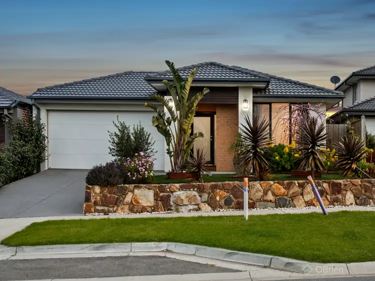 23 Grande Belmond Avenue, Clyde VIC 3978