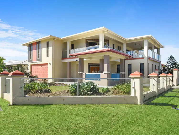 4 Broadwater Terrace, Idalia QLD 4811