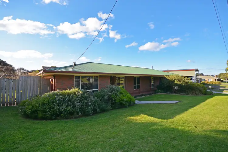 2 Lalor Street, Portland VIC 3305
