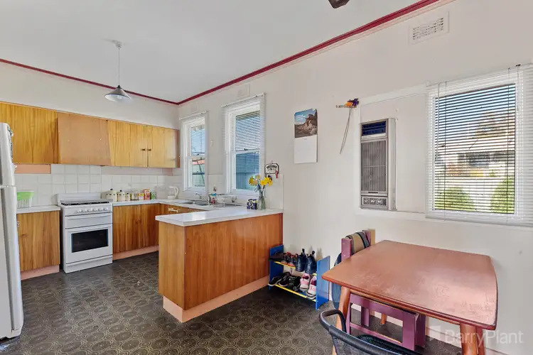 Second view of Homely house listing, 8 Castle Street, North Bendigo VIC 3550
