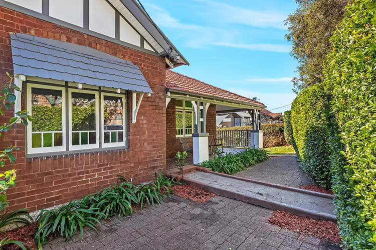 60 &amp; 62 Elizabeth Street, Tighes Hill NSW 2297