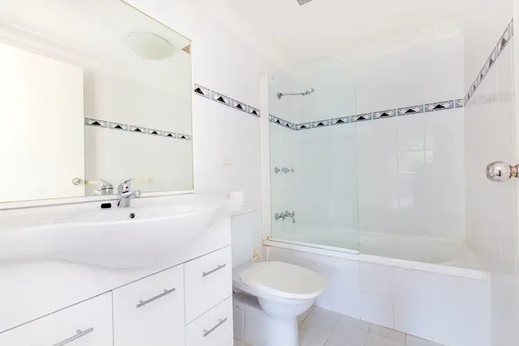 Fourth view of Homely apartment listing, 2/5-7 Gulliver Street, Brookvale NSW 2100