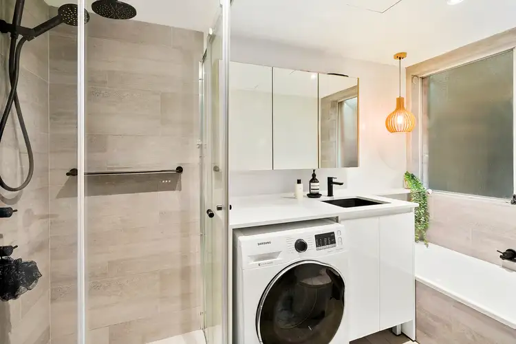 Fourth view of Homely apartment listing, 1/16 The Crescent, Dee Why NSW 2099