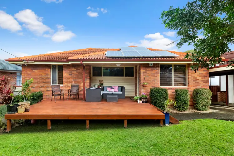 55 Tucker Avenue, Balgownie NSW 2519
