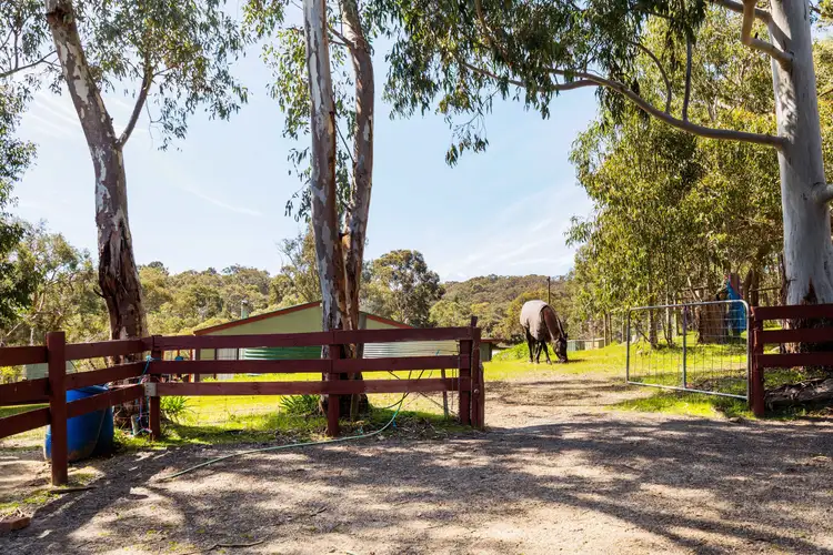 42 Cemetery Road, Scott Creek SA 5153