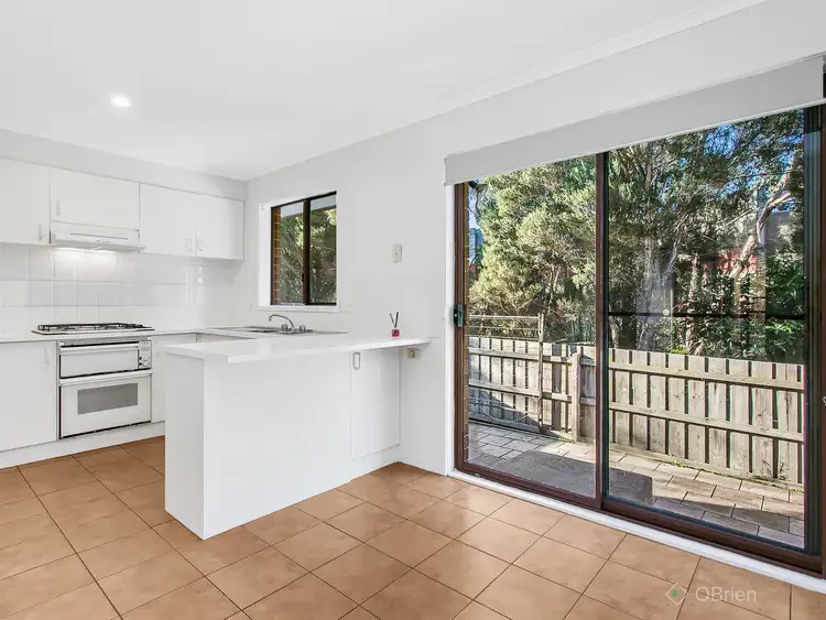 Fourth view of Homely unit listing, 2/6 Blackwood Drive, Narre Warren VIC 3805