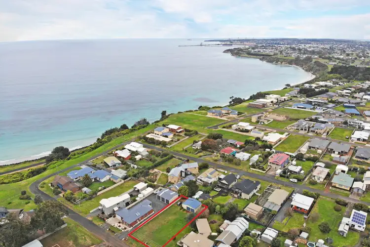 7 Daniel Street, Portland VIC 3305