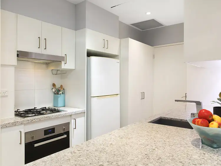 Fourth view of Homely unit listing, 13/7 Brookvale Avenue, Brookvale NSW 2100